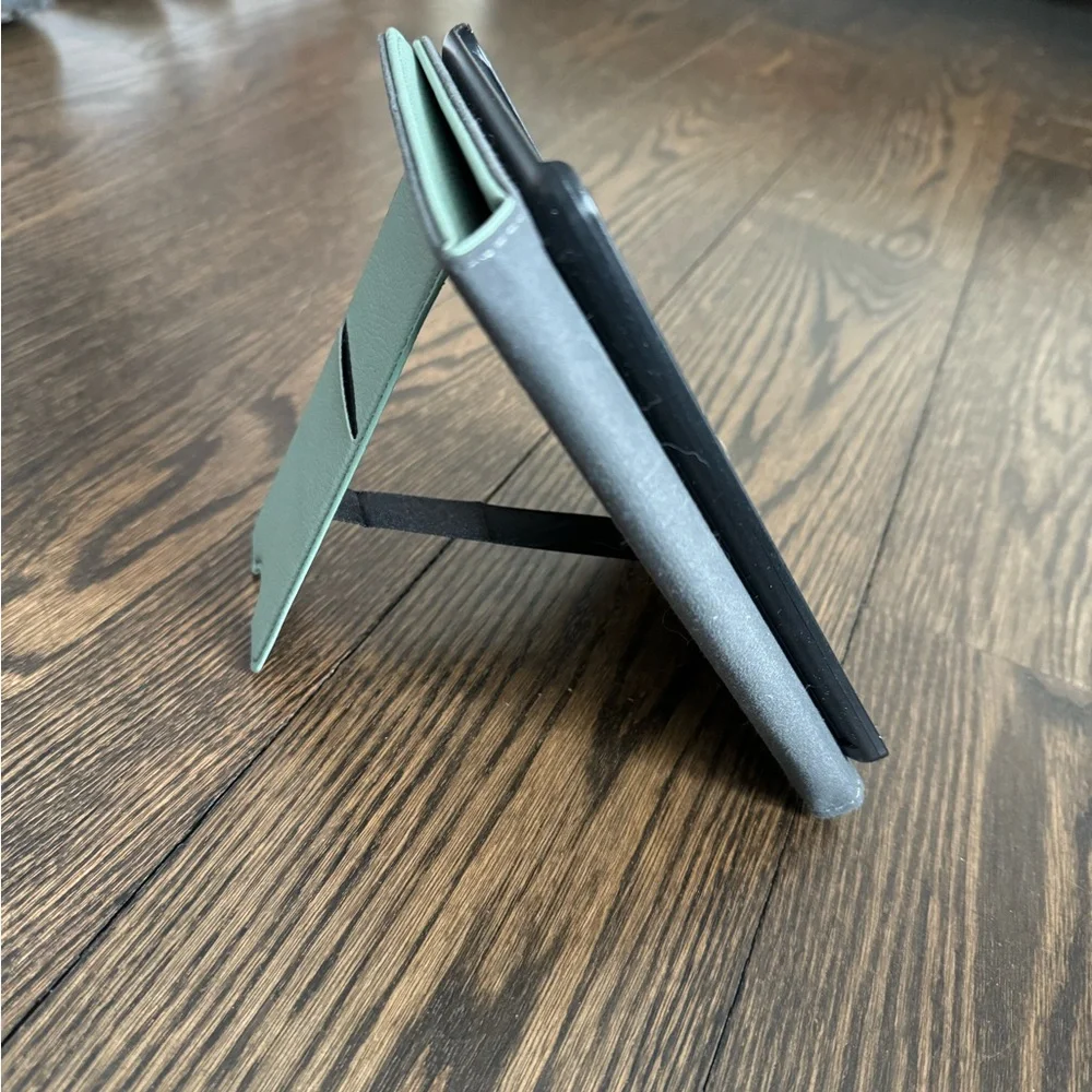 Green Kindle Case